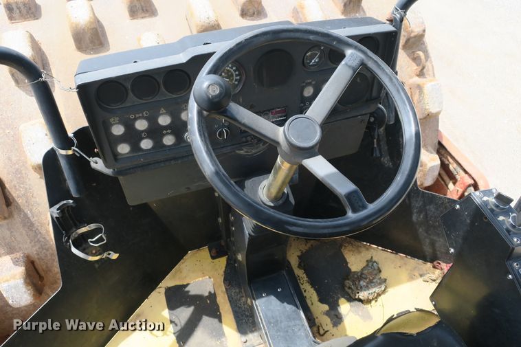 image for item EA9309 Dynapac CA262D single drum vibratory roller