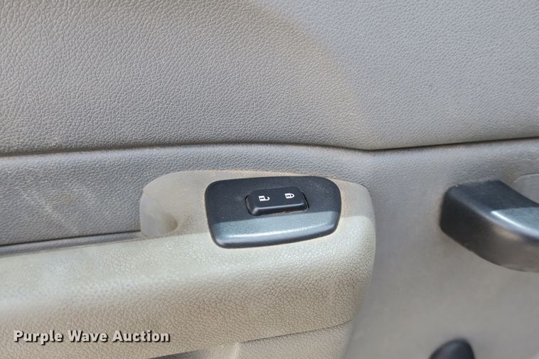 image for item EA9310 2011 Chevrolet Silverado 2500HD Crew Cab pickup truck