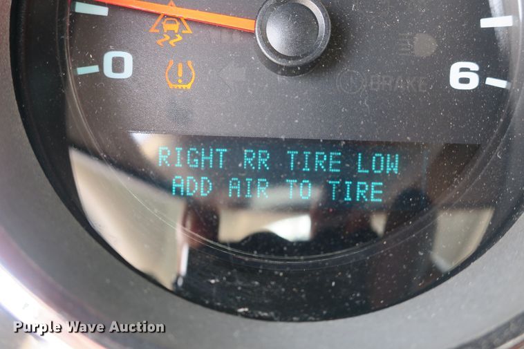 image for item EA9310 2011 Chevrolet Silverado 2500HD Crew Cab pickup truck