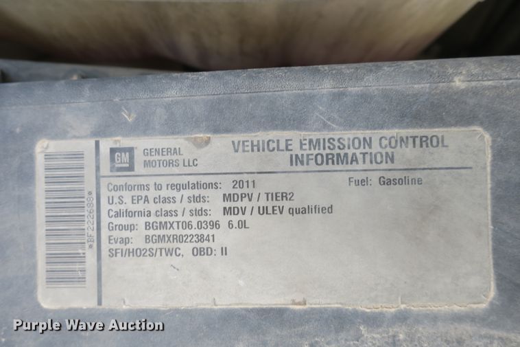 image for item EA9310 2011 Chevrolet Silverado 2500HD Crew Cab pickup truck