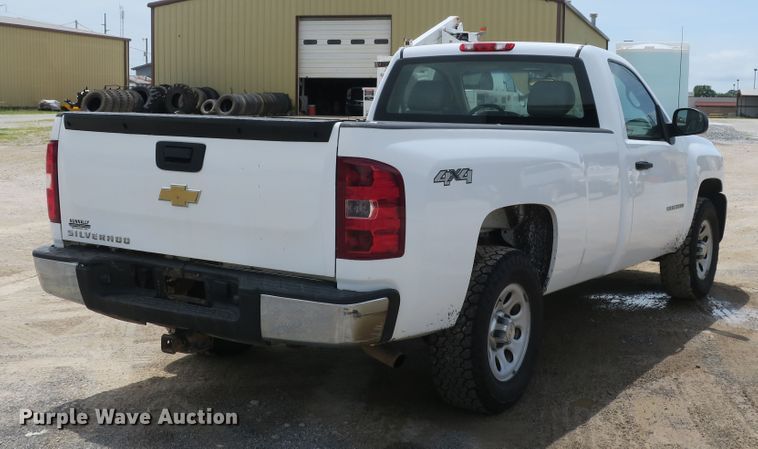 image for item EA9311 2011 Chevrolet Silverado 1500 pickup truck