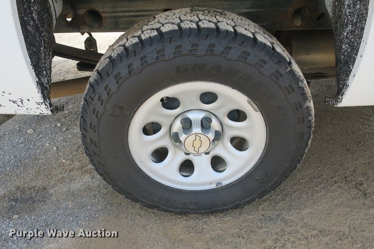 image for item EA9311 2011 Chevrolet Silverado 1500 pickup truck