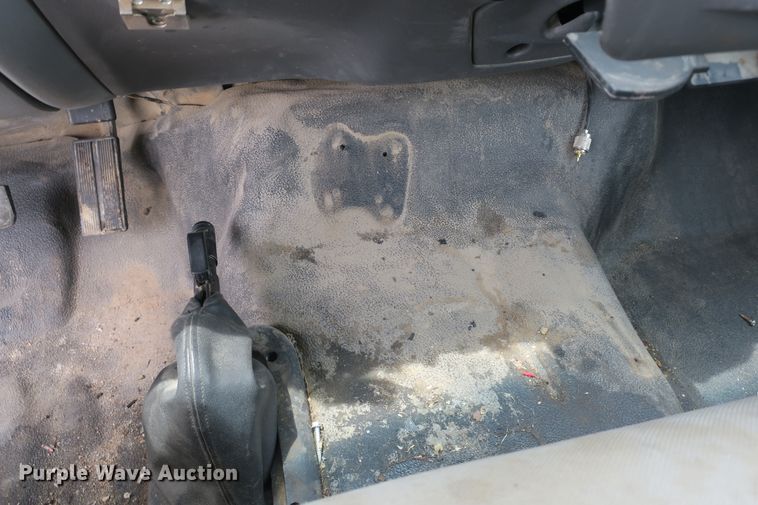 image for item EA9312 2008 Ford F650 Super Duty XLT truck cab and chassis