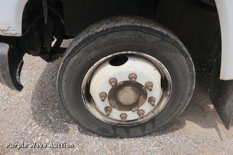 image for item EA9314 2008 GMC C5500 bucket truck