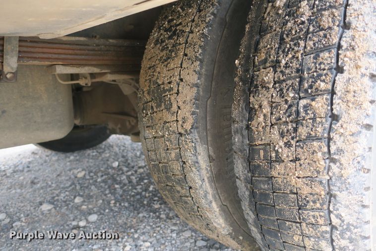 image for item EA9314 2008 GMC C5500 bucket truck