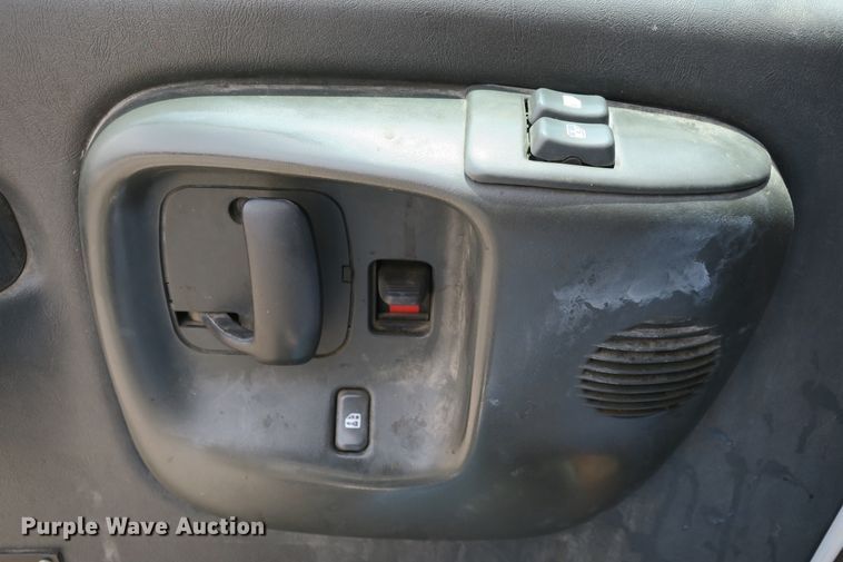 image for item EA9314 2008 GMC C5500 bucket truck