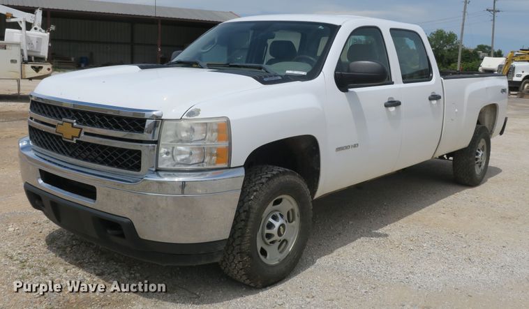 image for item EA9315 2011 Chevrolet Silverado 2500HD Crew Cab pickup truck