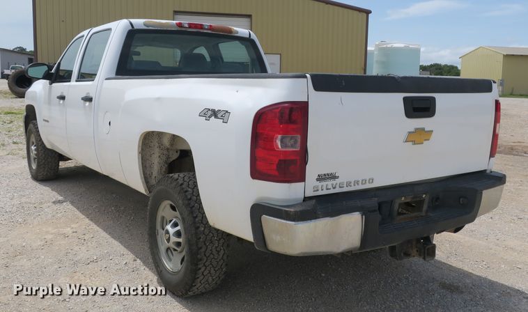 image for item EA9315 2011 Chevrolet Silverado 2500HD Crew Cab pickup truck