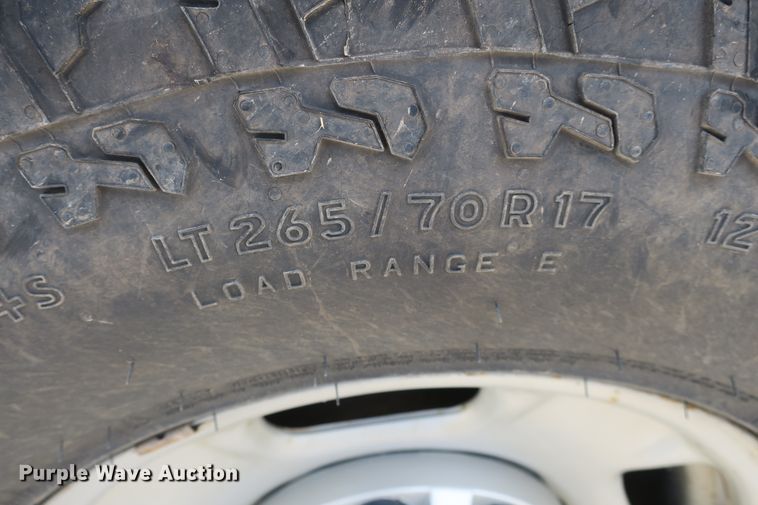 image for item EA9315 2011 Chevrolet Silverado 2500HD Crew Cab pickup truck