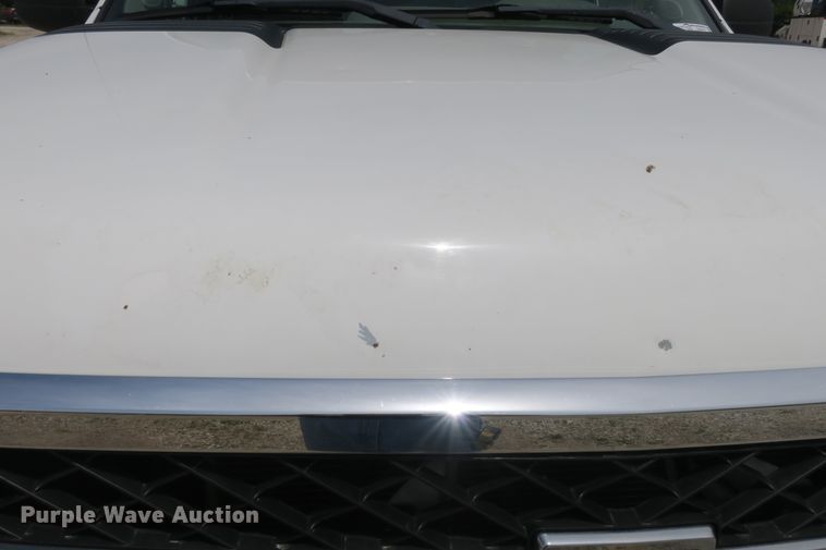 image for item EA9315 2011 Chevrolet Silverado 2500HD Crew Cab pickup truck