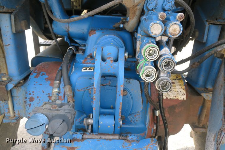 image for item EA9317 1989 Ford 7710 tractor