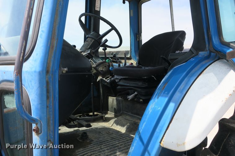 image for item EA9317 1989 Ford 7710 tractor