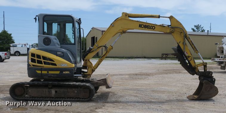 image for item EA9318 2011 Kobelco SK50SR-5 mini excavator