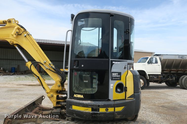 image for item EA9318 2011 Kobelco SK50SR-5 mini excavator