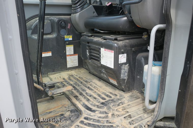 image for item EA9318 2011 Kobelco SK50SR-5 mini excavator