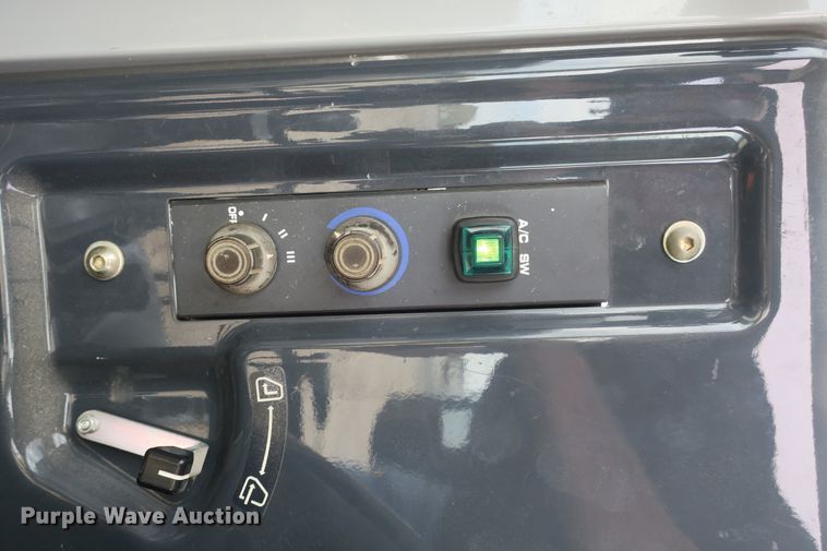 image for item EA9318 2011 Kobelco SK50SR-5 mini excavator