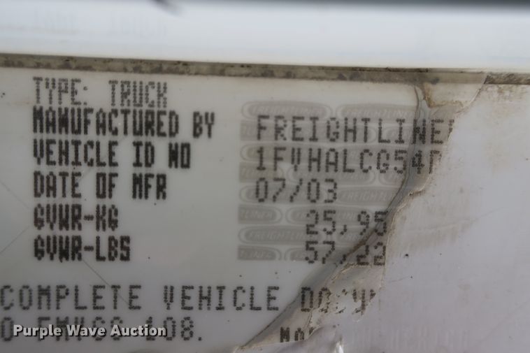 image for item EA9319 2004 Freightliner FLD dump truck