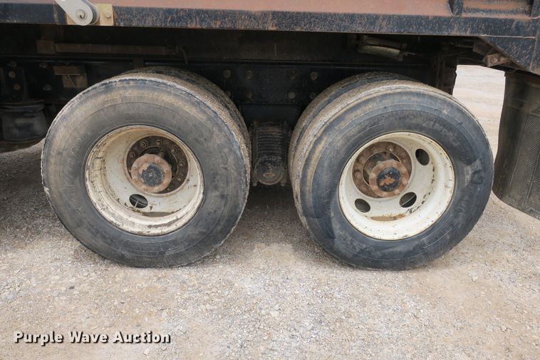 image for item EA9321 2007 Mack CV713 dump truck