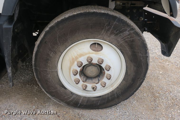 image for item EA9321 2007 Mack CV713 dump truck