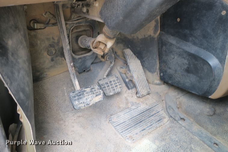 image for item EA9321 2007 Mack CV713 dump truck