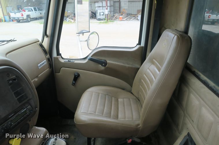 image for item EA9321 2007 Mack CV713 dump truck