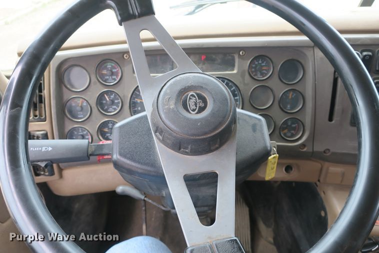 image for item EA9321 2007 Mack CV713 dump truck