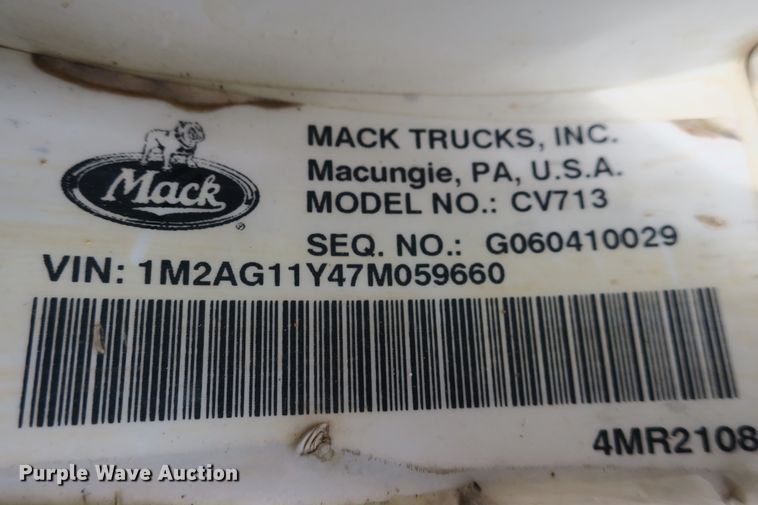 image for item EA9321 2007 Mack CV713 dump truck