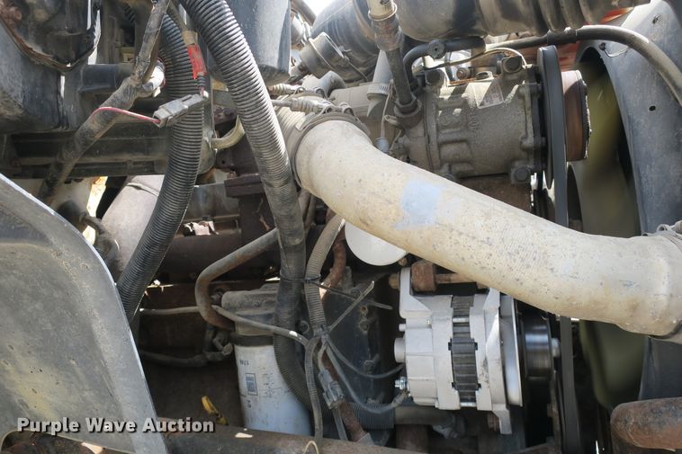 image for item EA9322 1998 Ford F800 spreader truck