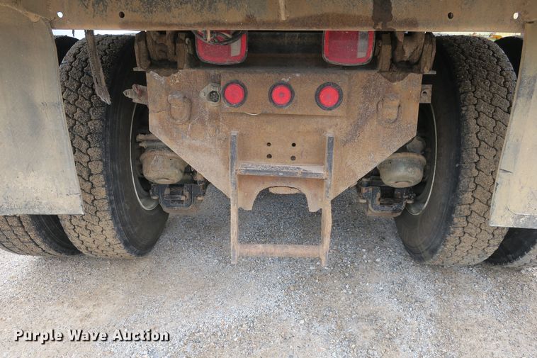 image for item EA9324 2007 Mack Granite CV713 dump truck