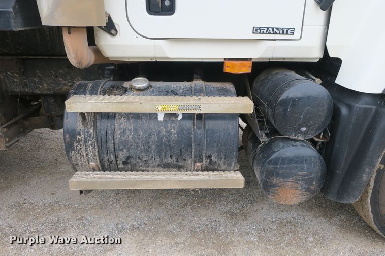 image for item EA9324 2007 Mack Granite CV713 dump truck