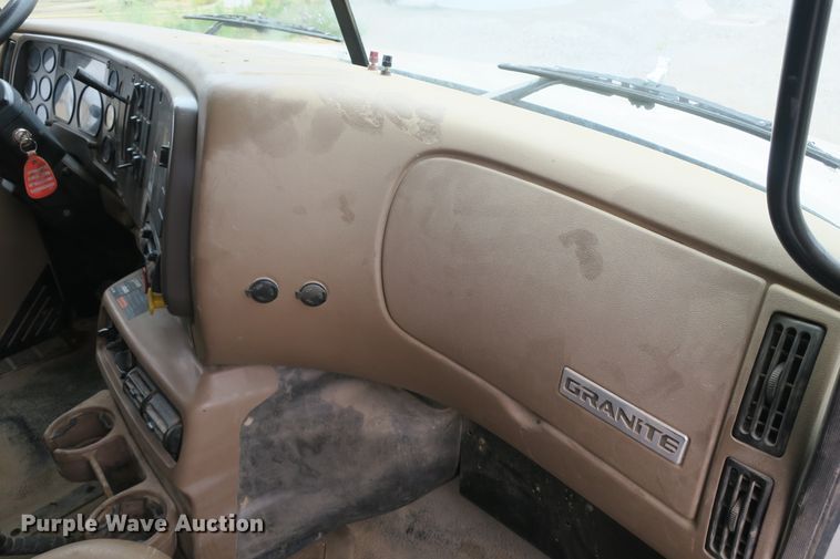 image for item EA9324 2007 Mack Granite CV713 dump truck