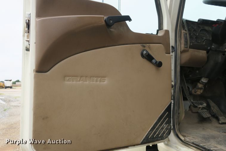 image for item EA9324 2007 Mack Granite CV713 dump truck