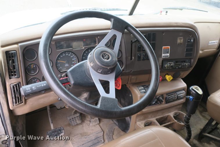 image for item EA9324 2007 Mack Granite CV713 dump truck