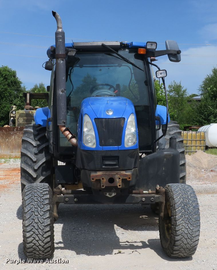 image for item EA9325 New Holland T6030 tractor