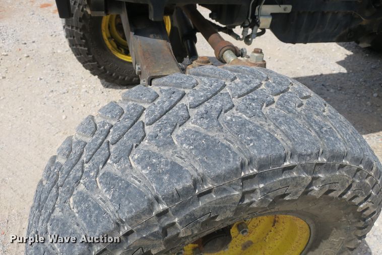 image for item EA9325 New Holland T6030 tractor