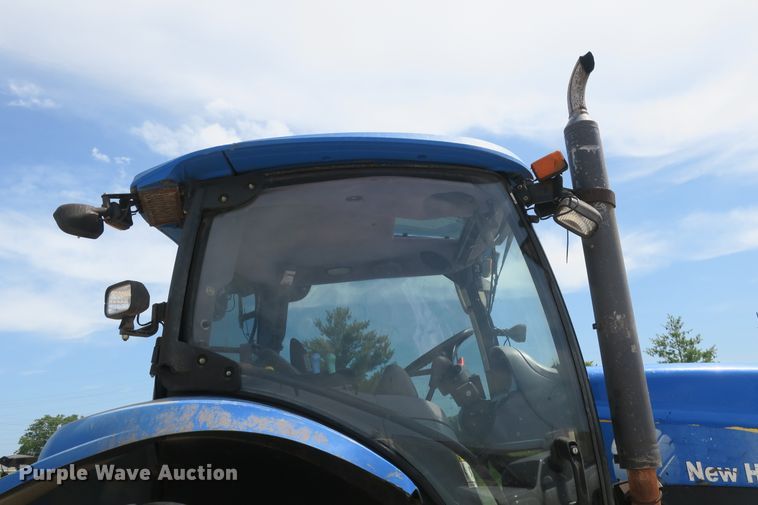 image for item EA9325 New Holland T6030 tractor