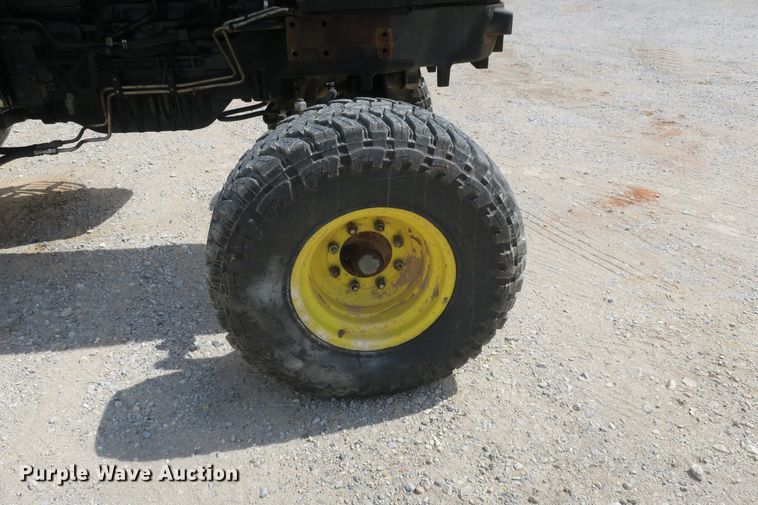 image for item EA9325 New Holland T6030 tractor