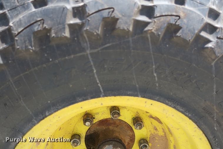 image for item EA9325 New Holland T6030 tractor