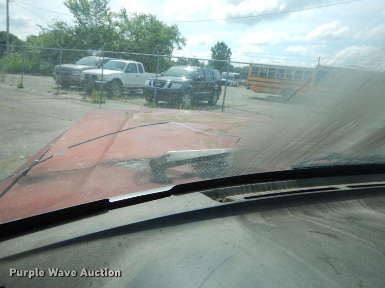 image for item ED9323 1990 Ford F150 pickup truck