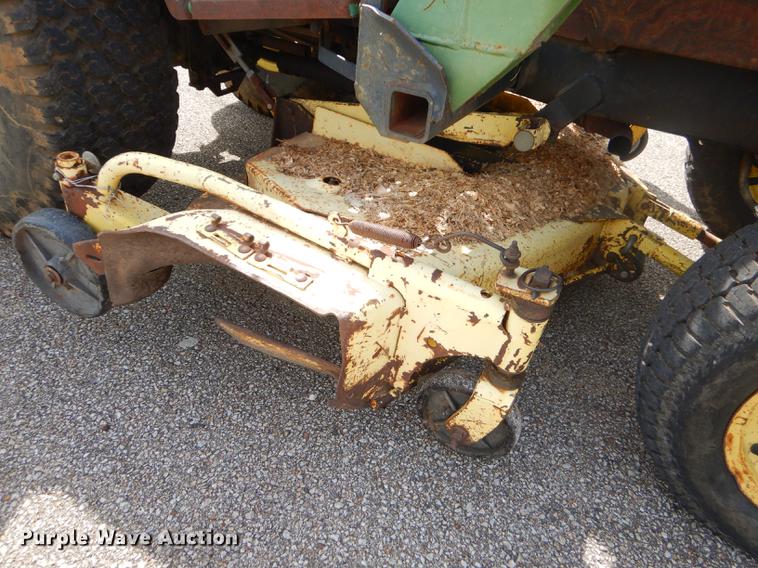 image for item ED9324 John Deere 855 tractor