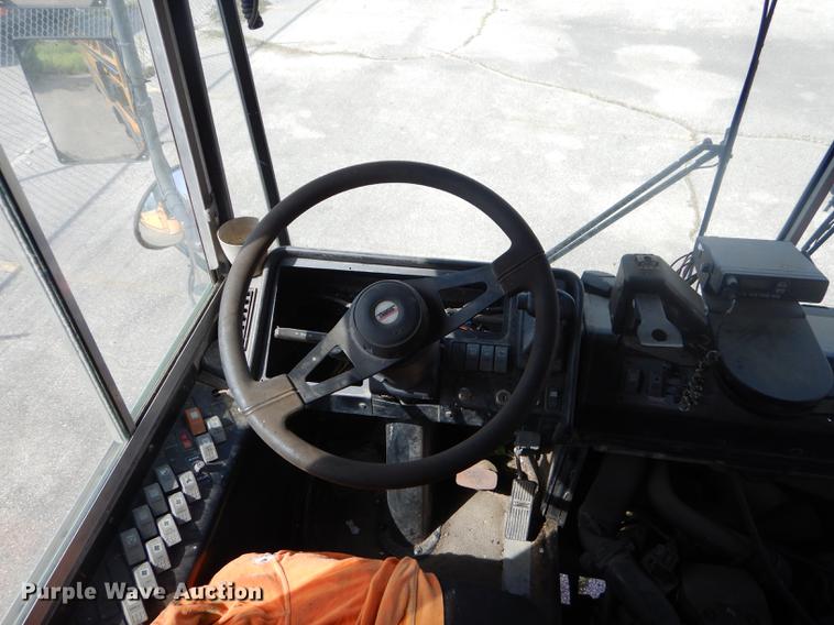 image for item ED9325 2008 Thomas Built Saf-T-Liner MVP EF school bus