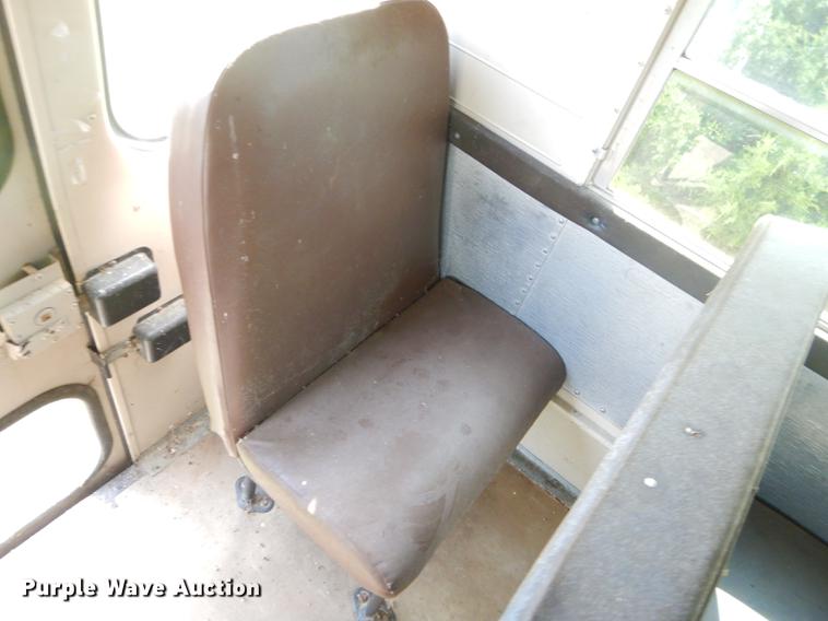 image for item ED9325 2008 Thomas Built Saf-T-Liner MVP EF school bus