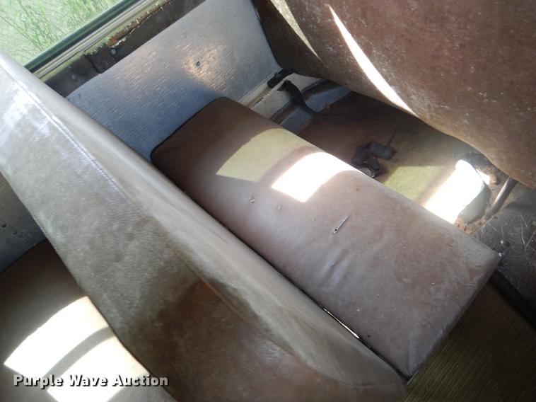 image for item ED9325 2008 Thomas Built Saf-T-Liner MVP EF school bus