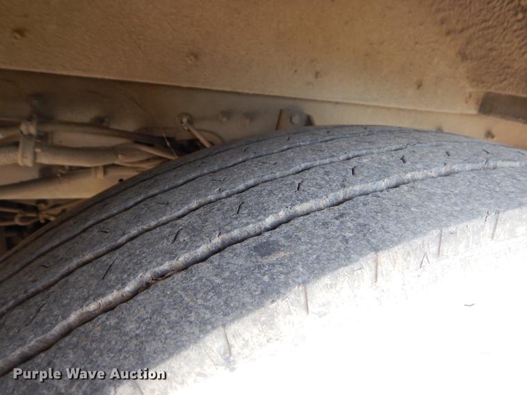 image for item ED9325 2008 Thomas Built Saf-T-Liner MVP EF school bus