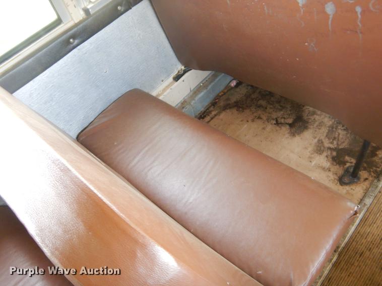 image for item ED9326 2008 Thomas Built Saf-T-Liner MVP EF school bus