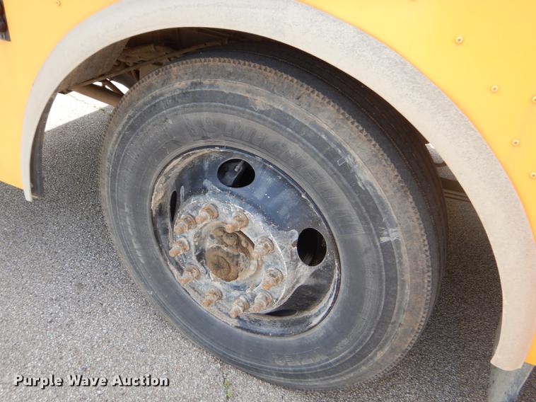 image for item ED9326 2008 Thomas Built Saf-T-Liner MVP EF school bus