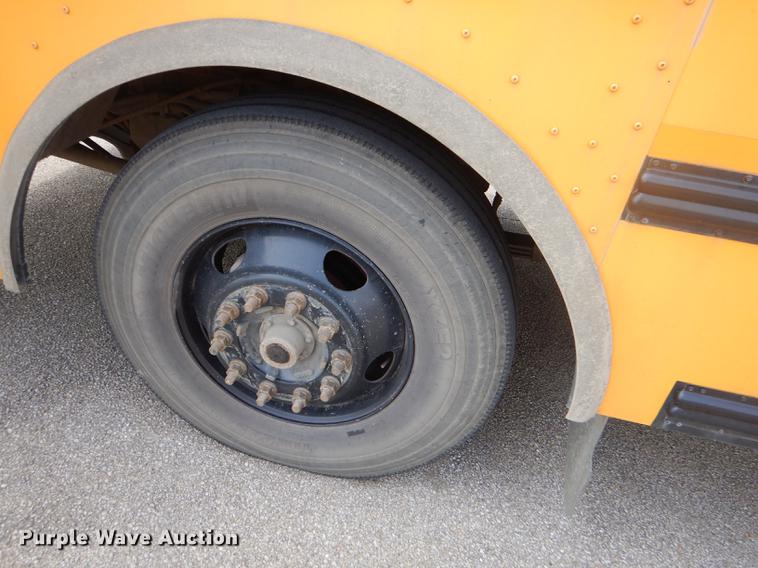 image for item ED9327 2008 Thomas Built Saf-T-Liner MVP EF school bus