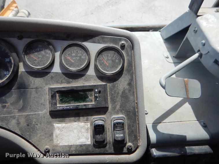 image for item ED9328 2005 Blue Bird All American school bus