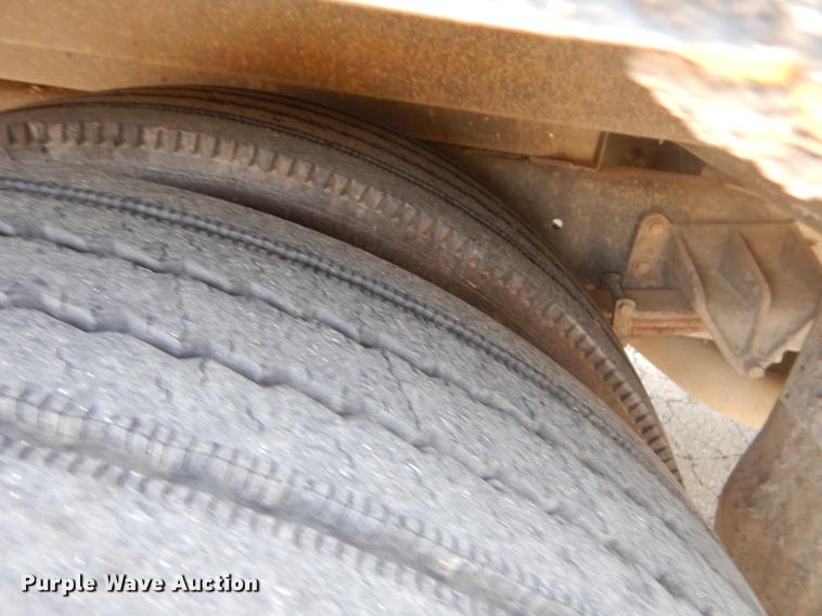 image for item ED9328 2005 Blue Bird All American school bus