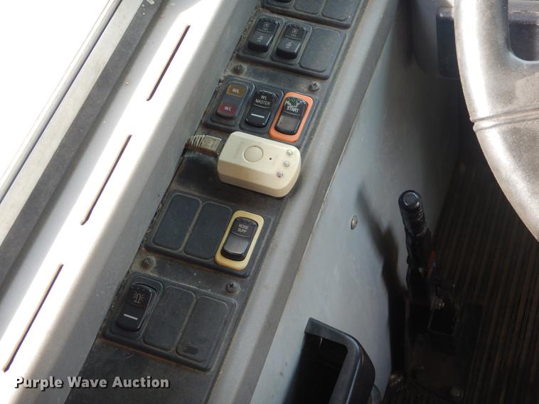 image for item ED9329 2005 Blue Bird All American school bus